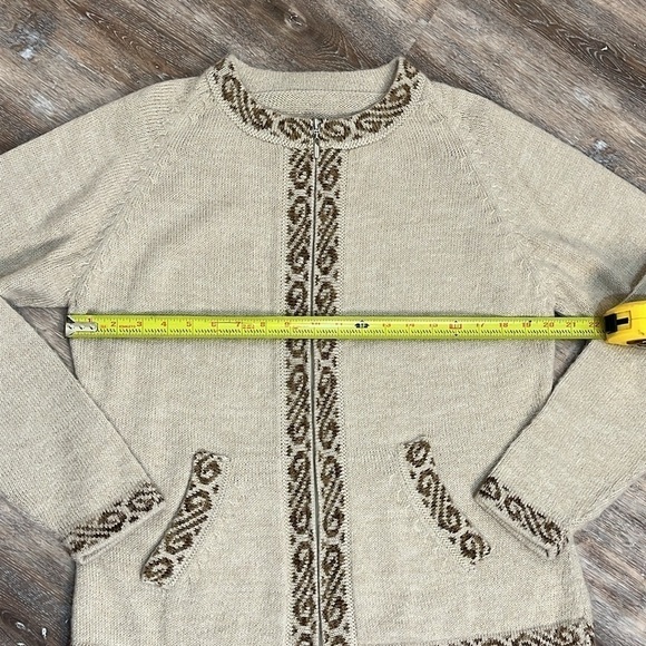 Handmade in Peru Alpaca Blend Sweater Cardigan Zip Front Tan Brown ? size Large - Picture 4 of 10